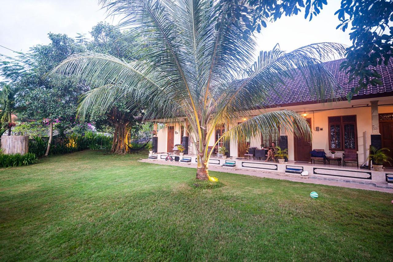 Hotel The Bali Boarding House Uluwatu Esterno foto